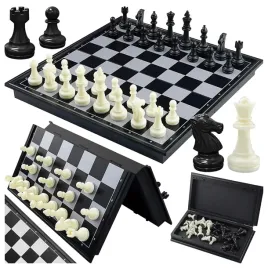 szachy-magnetyczne-na-magnes-pionki-gra-rodzinna-strategiczna-logiczna