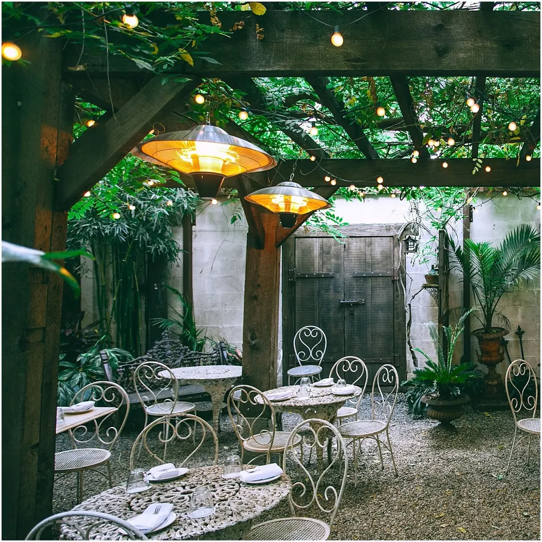 oswietlenie-10m-x10-e27-led-na-plot-altanke-domek