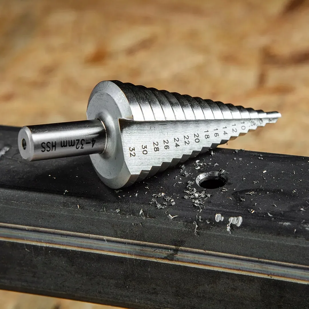 wiertlo-stopniowe-4-32-mm-neo-tools