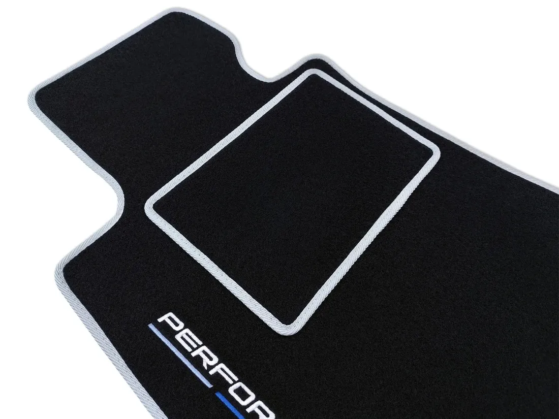 dywaniki-samochodowe-bmw-6-e63-e64-2003-2010-performance-haft