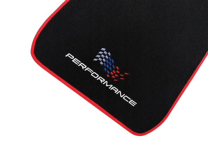 dywaniki-samochodowe-bmw-1-e82-2004-2013-flaga-performance-2x-producent-lasota