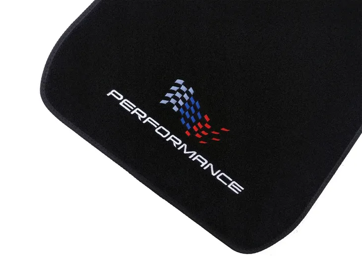 dywaniki-samochodowe-bmw-1-e82-2004-2013-2x-flaga-performance-producent-lasota