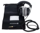 sluchawki-przewodowe-beyerdynamic-dt770-pro-250ohm-konstrukcja-zamknieta