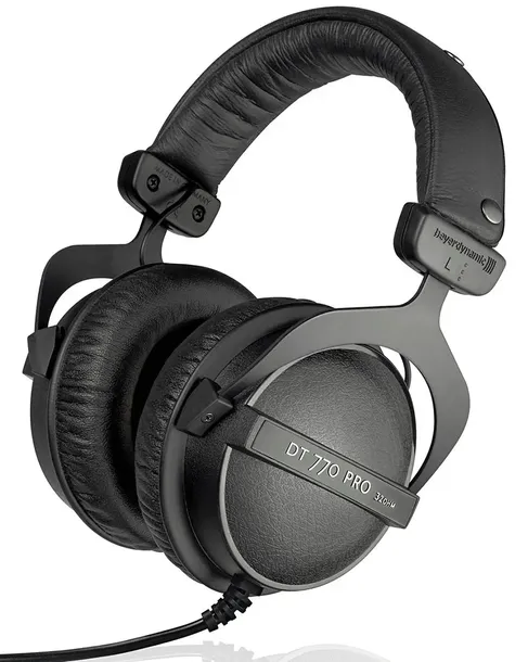 sluchawki-przewodowe-beyerdynamic-dt770-pro-250ohm-material-tworzywo-sztuczne