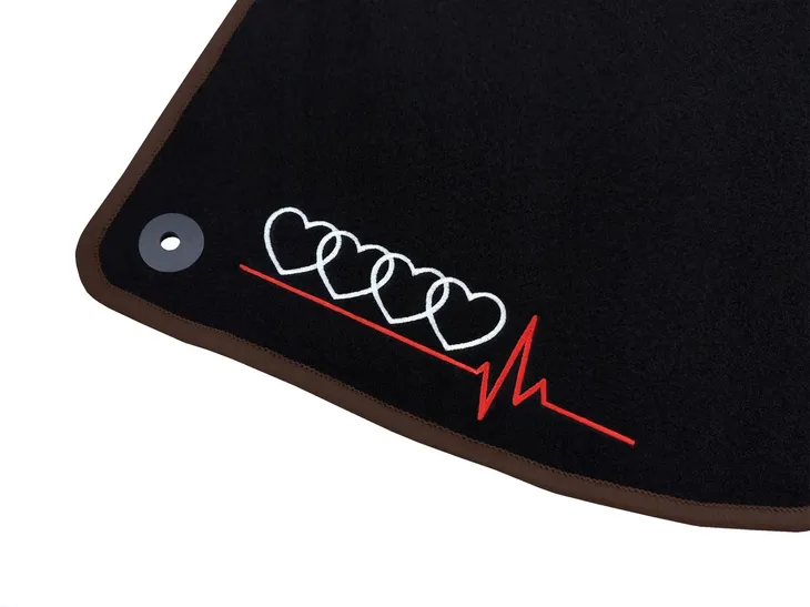 dywaniki-samochodowe-audi-a4-b6-2000-2004-2-hafty-brazowe-liczba-elementow-komplety
