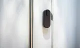 zamek-yale-linus-smart-lock-czarny-rodzaj-zamka-zamek-nawierzchniowy