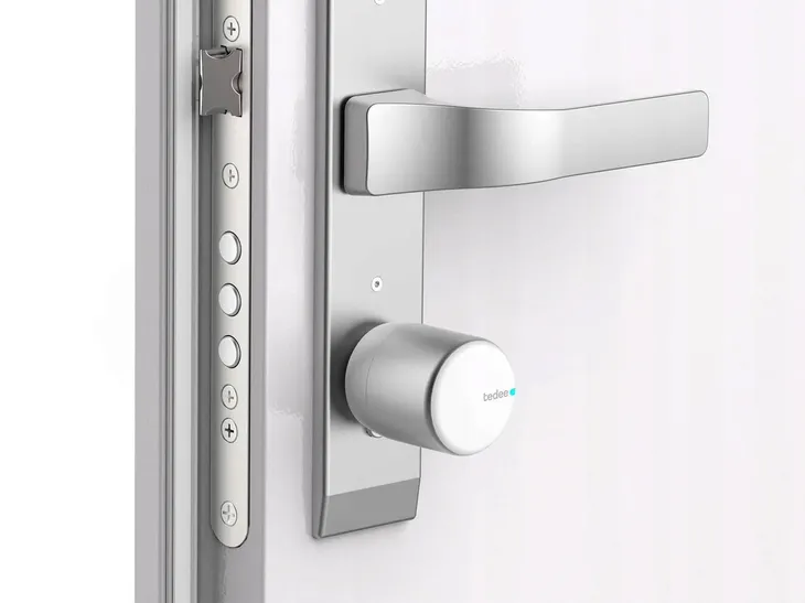 zamek-inteligentny-gerda-tedee-pro-srebrny-stan-opakowania-oryginalne