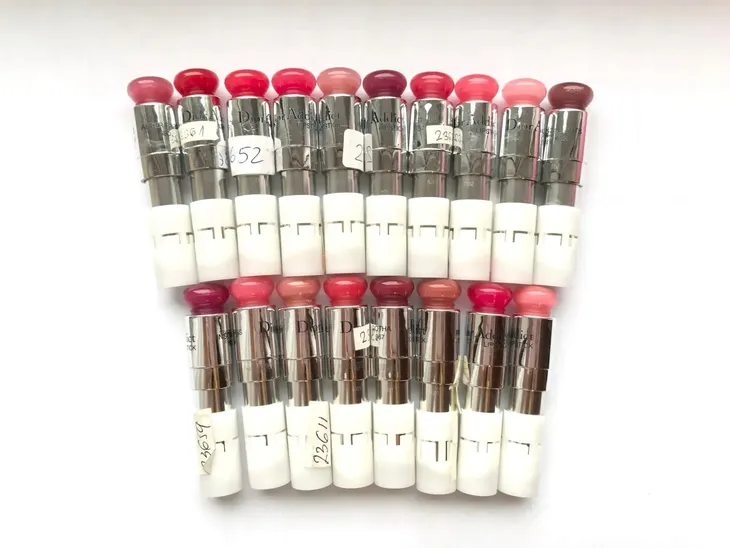 dior-addict-786-pomadka-do-ust-32g-marka-dior