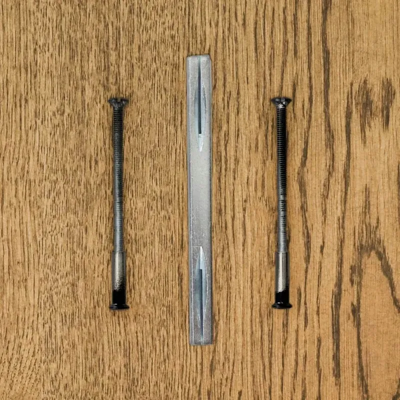 trzpien-do-klamki-dlugi-100-mm-stan-nowy