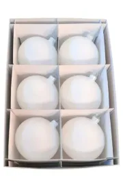 polskie-bombki-choinkowe-szklane-8-cm-bialy-mat