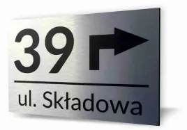 tabliczka-adresowa-aluminiowa-ze-strzalka-numer