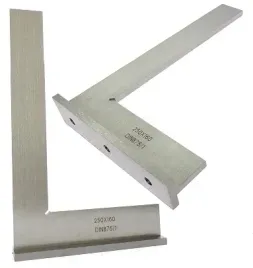 katownik-slusarski-ze-stopka-250x160-din-875-1