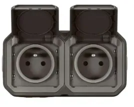 gniazdo-podwojne-natynkowe-z-uziemieniem-ip55-16a-legrand-plexo-069788l