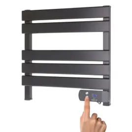 maly-grzejnik-lazienkowy-elektryczny-drabinka-suszarka-timer-czarny-150w