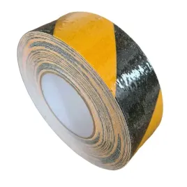 mocna-tasma-antyposlizgowa-schodowa-zolto-czarna-tasma-ostrzegawcza-18m