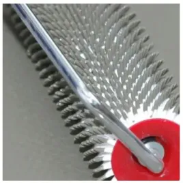 walek-do-odpowietrzania-wylewek-samopoziomujacych-zywic-400x11-mm-kolce