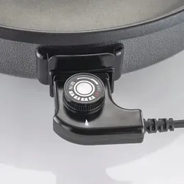 caso-brytfanna-elektryczna-patelnia-1500w