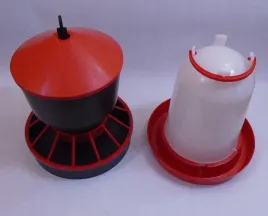 zestaw-dla-drobiu-karmidlo-6kg-i-poidlo-6l