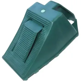 plastikowy-klin-pod-kolo-samochodowe-z-hamulcem