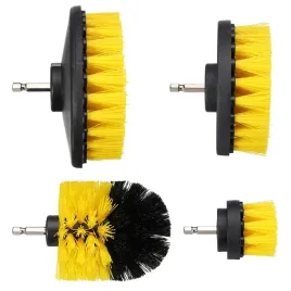 komplet-4-szczotek-czyszczacych-przeznaczonych-do-dywanow