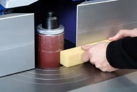 kostka-blok-do-czyszczenia-tasm-papieru-sciernego-quickwood