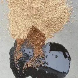 sorbent-premium-uniwersalny-40l-do-oleju-benzyny-ropy-farby-20kg