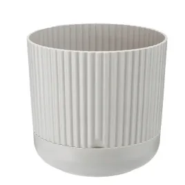 doniczka-plastikowa-z-podstawka-oslonka-18-cm-matowa-bezowa-prazkowany-wzor