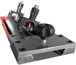 magnetyczny-przyrzad-do-ustawiania-nozy-strugarek-holzmann-mel2