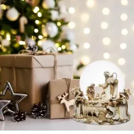 kula-szklana-szopka-swiateczna-boze-narodzenie-zlota-stajenka-jezus-maryja