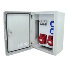 rozdzielnica-budowlana-32-5-16-5-2x230v-zabezpieczenia-zamykana-ik10-ip65