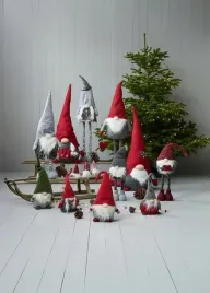 skrzat-mikolaj-krasnal-na-prezent-na-swieta-gnom-z-broda-czerwony-kulde