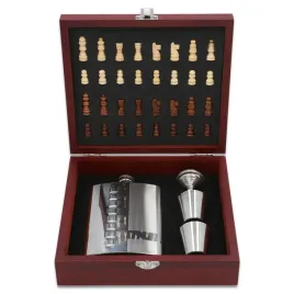 zestaw-prezentowy-szachy-piersiowka-kieliszki-lejek-rocznica-imieniny