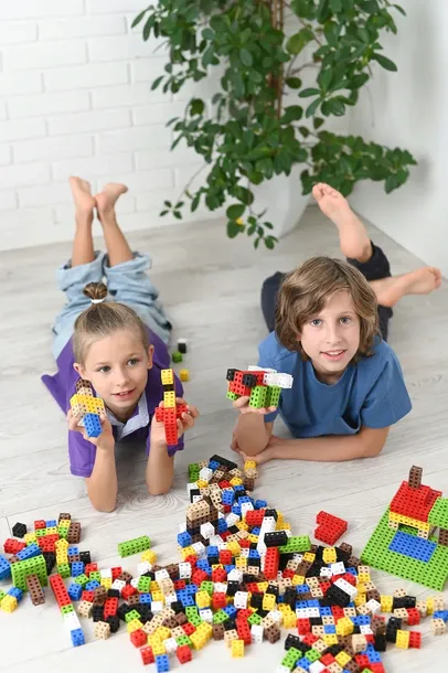 klocki-konstrukcyjne-meli-cube-200-el-minecraft