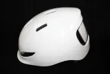 kask-rowerowy-miejski-lumos-matrix-z-oswietleniem-led-panel-matrycowy-kolor-bialy