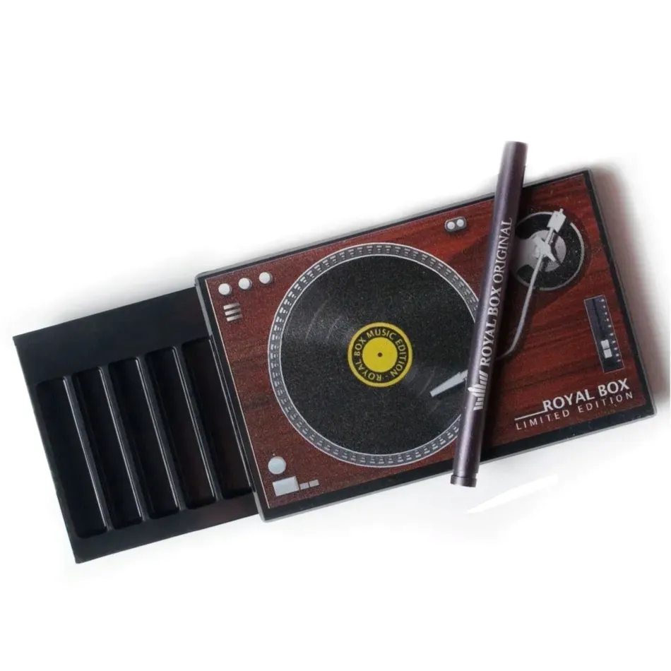 royal-box-schowek-na-tabake-record-player-stan-nowy