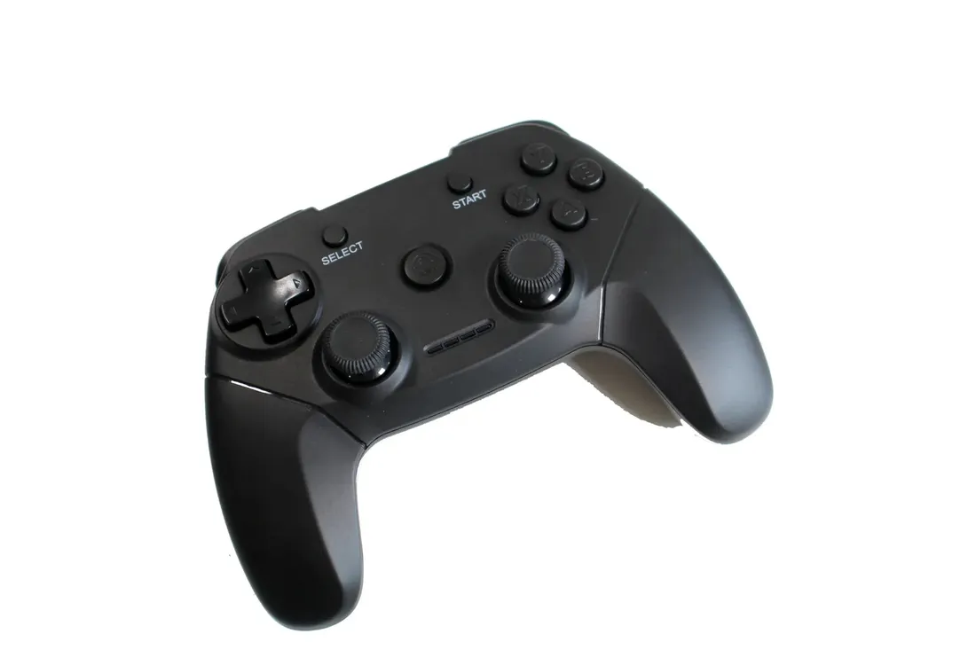 pad-bezprzewodowy-do-nintendo-switch-clevo