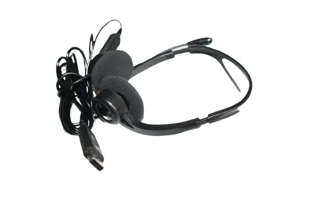 sluchawki-nauszne-logitech-pc960-model-pc960