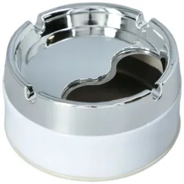 popielniczka-z-tworzywa-zamykana-9cm