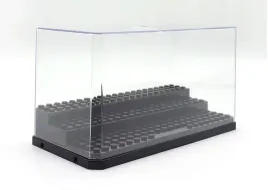 gablotka-ekspozycyjna-przezroczysta-protektor-3-stopnie-figurki-czarna