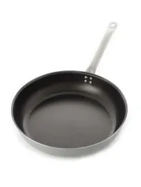 patelnia-tradycyjna-illa-party-32-cm-antyadhezyjna