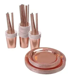 zestaw-kubeczki-talerzyki-slomki-rose-gold