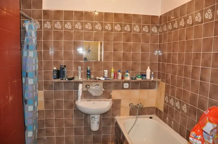 farba-renowacja-plytek-ceramicznych-kolory-ral
