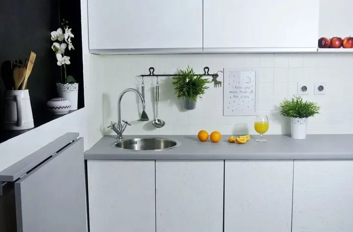 farba-renowacja-plytek-ceramicznych-kolory-ral-stan-nowy