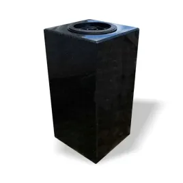 stylowy-wazon-na-grob-granitowy-kwadratowy-szary-28cm