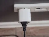 inteligentne-gniazdko-sterowane-wifi-android-tuya-smart-home-pomiar-stan-nowy-marka-blow