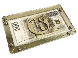 zlota-koperta-pudelko-na-pieniadze-pamiatka-urodziny-18-30-40-prezent
