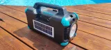 glosnik-bluetooth-solarny-panel-latarka-mikrofon-kolor-czarny