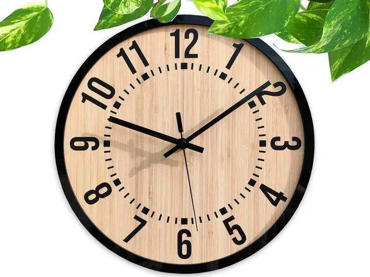 zegar-scienny-bruno-cichy-czytelny-bambus-loft