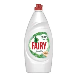 fairy-sensitive-drzewo-herbaciane-z-mieta-plyn-do-mycia-naczyn-900-ml