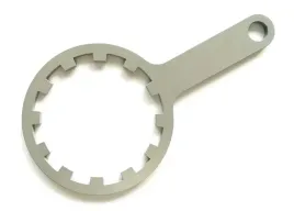 metalowy-klucz-korpusu-filtra-wody-10-10